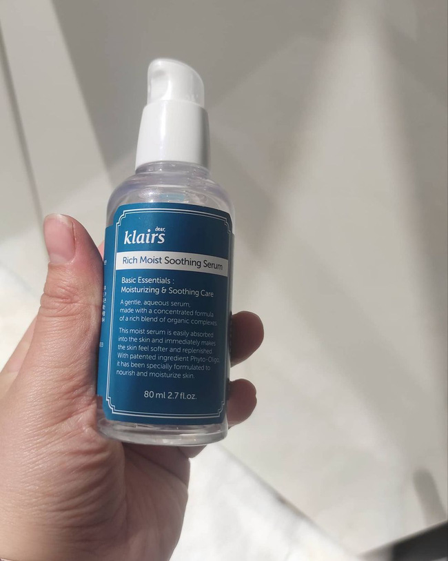 4 lọ serum Hàn Quốc hợp nhất với làn da của bạn: Ghim ngay để ngày nào da dẻ cũng "căng búng ra nước" 4 lọ serum Hàn Quốc hợp nhất với làn da của bạn: Ghim ngay để ngày nào da dẻ cũng "căng búng ra nước"