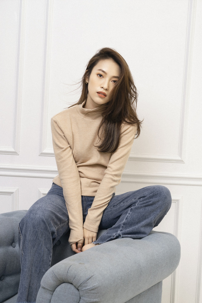 Profile siêu khủng của Khánh Vy: Ngoại ngữ đỉnh, học giỏi, giữ nhiều kỷ lục MC... và vô số thành tích đáng nể khác - 5 Profile siêu khủng của Khánh Vy: Ngoại ngữ đỉnh, học giỏi, giữ nhiều kỷ lục MC... và vô số thành tích đáng nể khác - 5