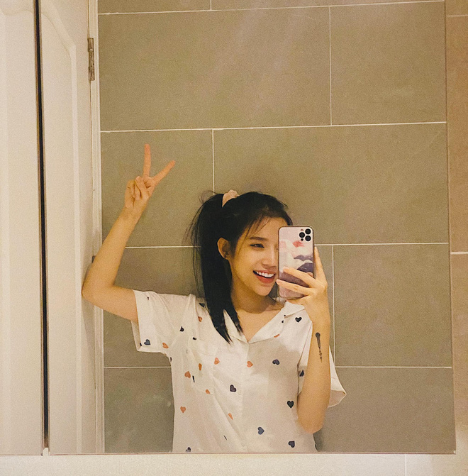 1 câu hỏi của Hòa Minzy đã vô tình hé lộ chuyện Anh Tú sống chung với LyLy, khiến chính chủ cũng phải 'câm nín'? - 3 1 câu hỏi của Hòa Minzy đã vô tình hé lộ chuyện Anh Tú sống chung với LyLy, khiến chính chủ cũng phải 'câm nín'? - 3