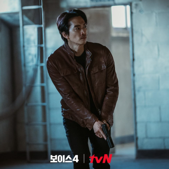 5 nam chính cực ngầu trên màn ảnh Hàn 2021: Gong Min vào vai đặc vụ, Joong Ki hóa thân thành mafia - 5 5 nam chính cực ngầu trên màn ảnh Hàn 2021: Gong Min vào vai đặc vụ, Joong Ki hóa thân thành mafia - 5