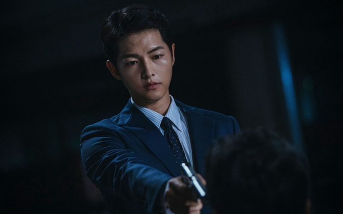 5 nam chính cực ngầu trên màn ảnh Hàn 2021: Gong Min vào vai đặc vụ, Joong Ki hóa thân thành mafia - 6 5 nam chính cực ngầu trên màn ảnh Hàn 2021: Gong Min vào vai đặc vụ, Joong Ki hóa thân thành mafia - 6
