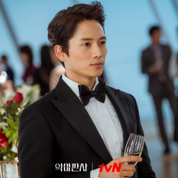 5 nam chính cực ngầu trên màn ảnh Hàn 2021: Gong Min vào vai đặc vụ, Joong Ki hóa thân thành mafia - 9 5 nam chính cực ngầu trên màn ảnh Hàn 2021: Gong Min vào vai đặc vụ, Joong Ki hóa thân thành mafia - 9