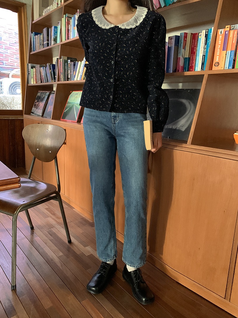 Diện quần jeans, chị em nên mix với 5 kiểu giày bệt này để 100% sành điệu và tôn dáng - 4 Diện quần jeans, chị em nên mix với 5 kiểu giày bệt này để 100% sành điệu và tôn dáng - 4