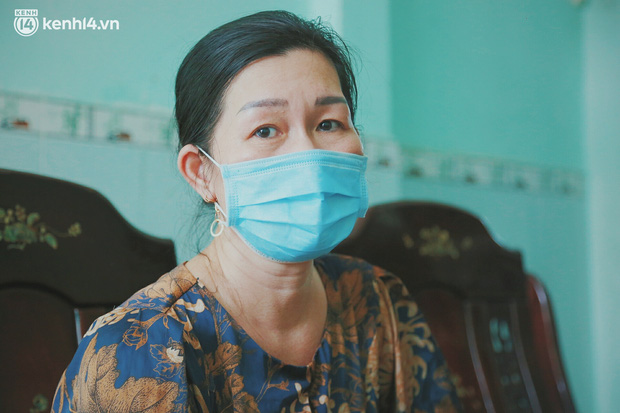 Ba mất sau khi nhiễm Covid-19, bé trai 8 tuổi xin mẹ đi tìm cây đèn thần để giúp ba hồi sinh - 3 Ba mất sau khi nhiễm Covid-19, bé trai 8 tuổi xin mẹ đi tìm cây đèn thần để giúp ba hồi sinh - 3