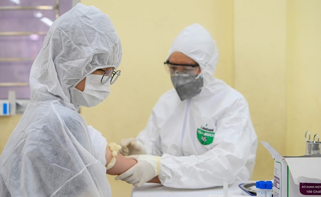 Xuất hiện trào lưu dùng Betadine làm thuốc xịt mũi, nước súc miệng để ngăn chặn Covid-19: Chuyên gia lên tiếng cảnh báo! - 4 Xuất hiện trào lưu dùng Betadine làm thuốc xịt mũi, nước súc miệng để ngăn chặn Covid-19: Chuyên gia lên tiếng cảnh báo! - 4