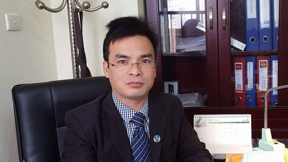 Vụ bà Nguyễn Phương Hằng tố cáo ông Võ Hoàng Yên: Luật sư nói 'cần làm rõ dấu hiệu vi phạm của người thân ông Yên' - 1 Vụ bà Nguyễn Phương Hằng tố cáo ông Võ Hoàng Yên: Luật sư nói 'cần làm rõ dấu hiệu vi phạm của người thân ông Yên' - 1