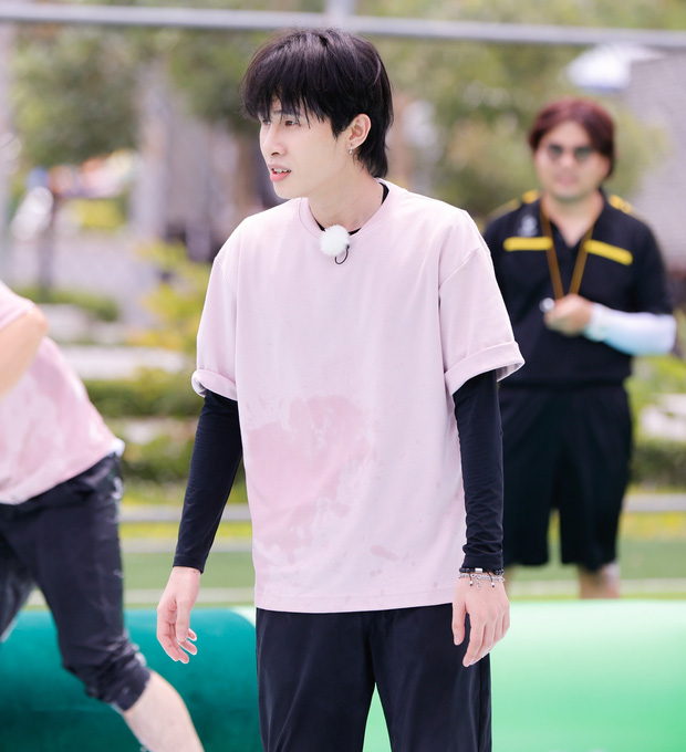 Fan la ó khi Running Man Việt tự spoil sạch tình tiết tập 2, thiếu điều công bố luôn đội chiến thắng - 3 Fan la ó khi Running Man Việt tự spoil sạch tình tiết tập 2, thiếu điều công bố luôn đội chiến thắng - 3