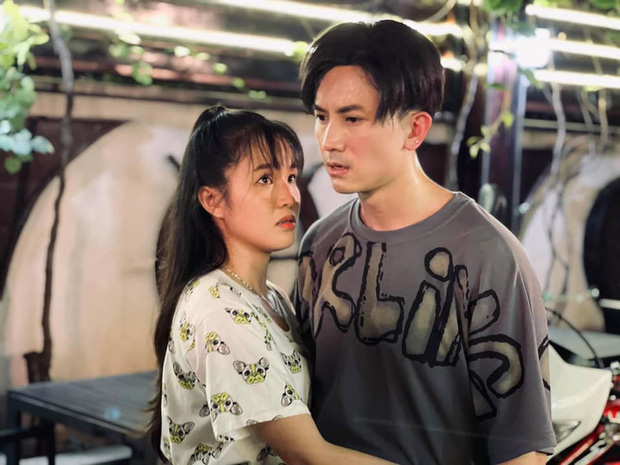 Hương Vị Tình Thân từ bom tấn hóa bom xịt: Long - Nam yêu đương gượng gạo lại thêm cả tá nhân vật siêu toxic? Hương Vị Tình Thân từ bom tấn hóa bom xịt: Long - Nam yêu đương gượng gạo lại thêm cả tá nhân vật siêu toxic?