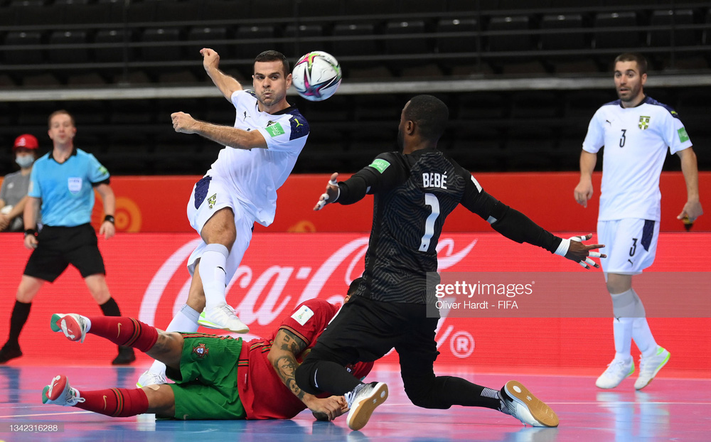 Hàng loạt đại gia 'tim đập chân run' ở World Cup, chật vật vào Tứ kết - 1 Hàng loạt đại gia 'tim đập chân run' ở World Cup, chật vật vào Tứ kết - 1