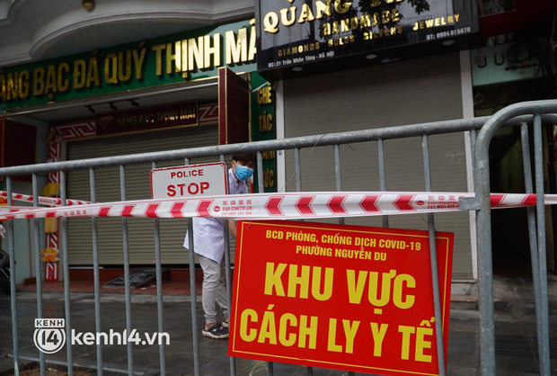 Hà Nội truy vết 16 F1 liên quan F0 tử vong tại nhà riêng trên phố Trần Nhân Tông Hà Nội truy vết 16 F1 liên quan F0 tử vong tại nhà riêng trên phố Trần Nhân Tông