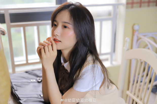 Không chịu nổi áp lực từ gia đình, nữ streamer xinh đẹp bật khóc ngay trên sóng trực tiếp, thậm chí có ý định tự tử Không chịu nổi áp lực từ gia đình, nữ streamer xinh đẹp bật khóc ngay trên sóng trực tiếp, thậm chí có ý định tự tử