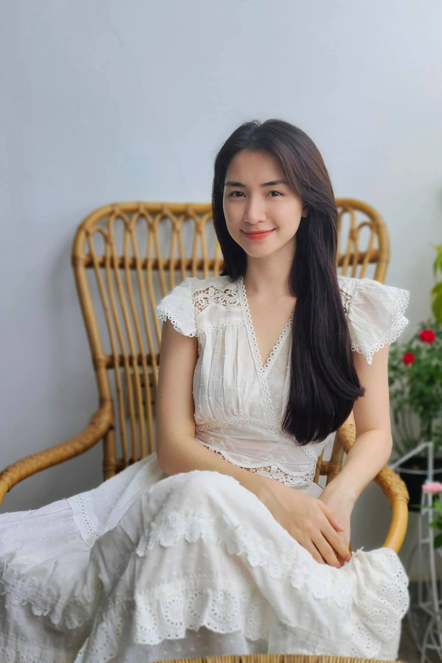 Lần đầu Hoà Minzy khoe cận chiếc bụng bầu đầy vết rạn thâm đen, chỉ những ai làm mẹ mới hiểu hết loạt ảnh khó tin này! - 8 Lần đầu Hoà Minzy khoe cận chiếc bụng bầu đầy vết rạn thâm đen, chỉ những ai làm mẹ mới hiểu hết loạt ảnh khó tin này! - 8