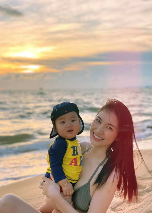 Lần đầu Hoà Minzy khoe cận chiếc bụng bầu đầy vết rạn thâm đen, chỉ những ai làm mẹ mới hiểu hết loạt ảnh khó tin này! - 6 Lần đầu Hoà Minzy khoe cận chiếc bụng bầu đầy vết rạn thâm đen, chỉ những ai làm mẹ mới hiểu hết loạt ảnh khó tin này! - 6