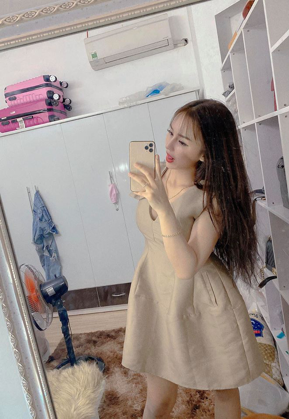Nhan sắc xinh đẹp và cuộc sống xa hoa của hotgirl cầm đầu đường dây buôn ma túy 'khủng' Nhan sắc xinh đẹp và cuộc sống xa hoa của hotgirl cầm đầu đường dây buôn ma túy 'khủng'