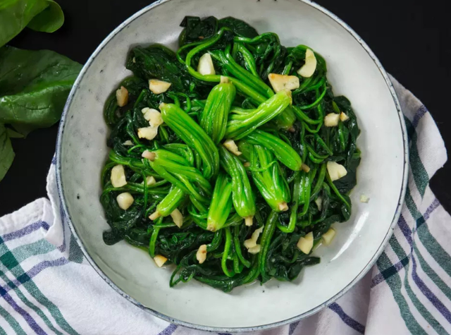 'Điểm mặt' 4 loại thực phẩm không nên hâm lại vì dễ bị biến chất, sản sinh độc tố, nếu cố tình làm có ngày nhập viện 'Điểm mặt' 4 loại thực phẩm không nên hâm lại vì dễ bị biến chất, sản sinh độc tố, nếu cố tình làm có ngày nhập viện