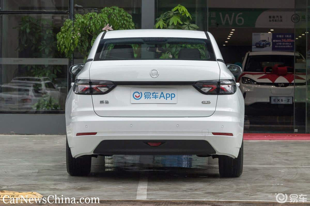 Thêm mẫu ô tô điện Trung Quốc sẵn sàng 'xâm chiếm' thị trường Việt, đi 505 km khi sạc đầy - 3 Thêm mẫu ô tô điện Trung Quốc sẵn sàng 'xâm chiếm' thị trường Việt, đi 505 km khi sạc đầy - 3