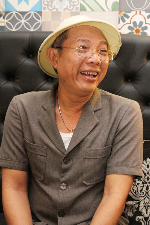 Nghệ sĩ Trung Dân: 'Nhiều người không biết xuất phát từ đâu' cũng thành nghệ sĩ Nghệ sĩ Trung Dân: 'Nhiều người không biết xuất phát từ đâu' cũng thành nghệ sĩ
