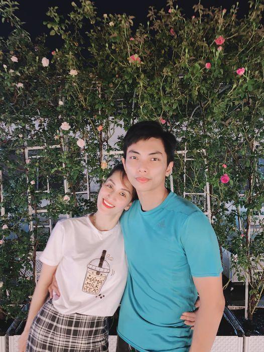 Khánh Thi: Tôi vẫn bị gọi là 'yêu tinh già' dù đã có 2 con với Phan Hiển Khánh Thi: Tôi vẫn bị gọi là 'yêu tinh già' dù đã có 2 con với Phan Hiển