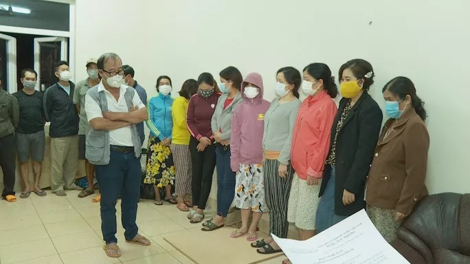 Triệt phá đường dây ghi đề liên tỉnh, giao dịch 1 tỷ đồng/ngày do nữ 9x cầm đầu Triệt phá đường dây ghi đề liên tỉnh, giao dịch 1 tỷ đồng/ngày do nữ 9x cầm đầu