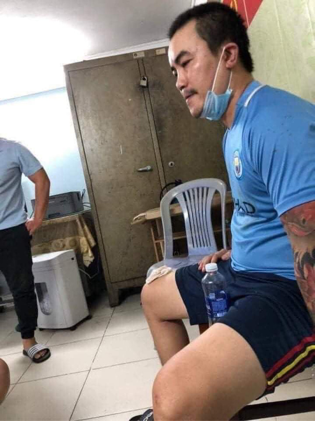 Nghi can chém lìa đầu người đàn ông ở quận 7 là giang hồ cộm cán Nghi can chém lìa đầu người đàn ông ở quận 7 là giang hồ cộm cán
