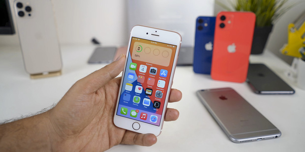Nâng cấp iOS 15 có làm iPhone cũ chậm đi? Bạn sẽ bất ngờ khi biết kết quả! - 1 Nâng cấp iOS 15 có làm iPhone cũ chậm đi? Bạn sẽ bất ngờ khi biết kết quả! - 1