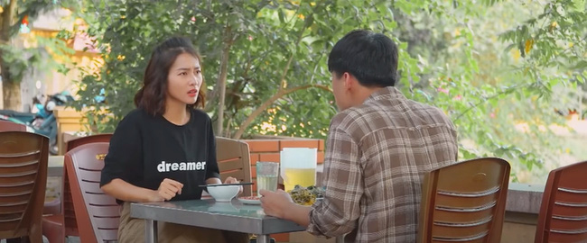 11 tháng 5 ngày tập 26: Nhi thú nhận rất thích Đăng, nam chính tiếp tục né tránh, Long cũng bất ngờ 'bơ' Thục Anh - 2 11 tháng 5 ngày tập 26: Nhi thú nhận rất thích Đăng, nam chính tiếp tục né tránh, Long cũng bất ngờ 'bơ' Thục Anh - 2