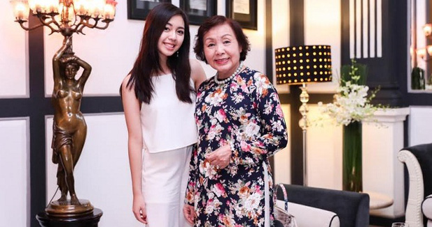Chân dung cậu cả và thiên kim tiểu thư tập đoàn Sơn Kim Group: Nhan sắc rạng rỡ, theo học trường top thế giới - 3 Chân dung cậu cả và thiên kim tiểu thư tập đoàn Sơn Kim Group: Nhan sắc rạng rỡ, theo học trường top thế giới - 3