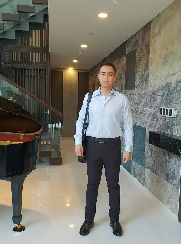 Chân dung cậu cả và thiên kim tiểu thư tập đoàn Sơn Kim Group: Nhan sắc rạng rỡ, theo học trường top thế giới - 1 Chân dung cậu cả và thiên kim tiểu thư tập đoàn Sơn Kim Group: Nhan sắc rạng rỡ, theo học trường top thế giới - 1