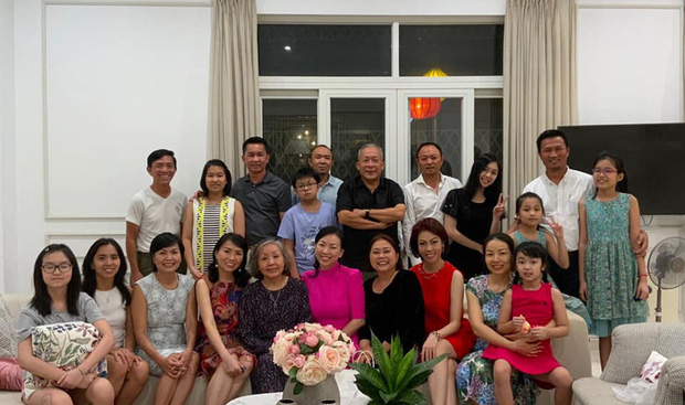 Gia tộc Sơn Kim Group: Hành trình 'thâu tóm' hàng loạt lĩnh vực hái cả nghìn tỷ đồng, xây nhà siêu sang chiều chuộng giới thượng lưu - 8 Gia tộc Sơn Kim Group: Hành trình 'thâu tóm' hàng loạt lĩnh vực hái cả nghìn tỷ đồng, xây nhà siêu sang chiều chuộng giới thượng lưu - 8