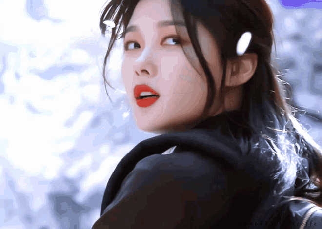 6 sao Hàn đóng phim cực xịn mà chưa từng học diễn xuất: Kim Yoo Jung là thiên tài bẩm sinh, ác nhân Squid Game nhập vai như 'thánh' - 11 6 sao Hàn đóng phim cực xịn mà chưa từng học diễn xuất: Kim Yoo Jung là thiên tài bẩm sinh, ác nhân Squid Game nhập vai như 'thánh' - 11