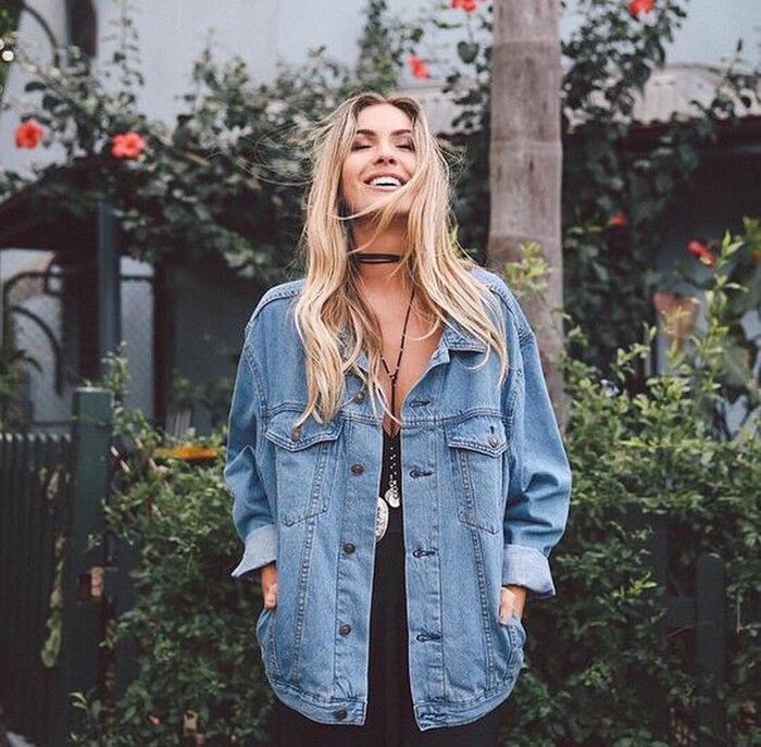6 xu hướng áo khoác boyfriend được phái đẹp săn đón trong mùa Thu/Đông 2021 - 3 6 xu hướng áo khoác boyfriend được phái đẹp săn đón trong mùa Thu/Đông 2021 - 3