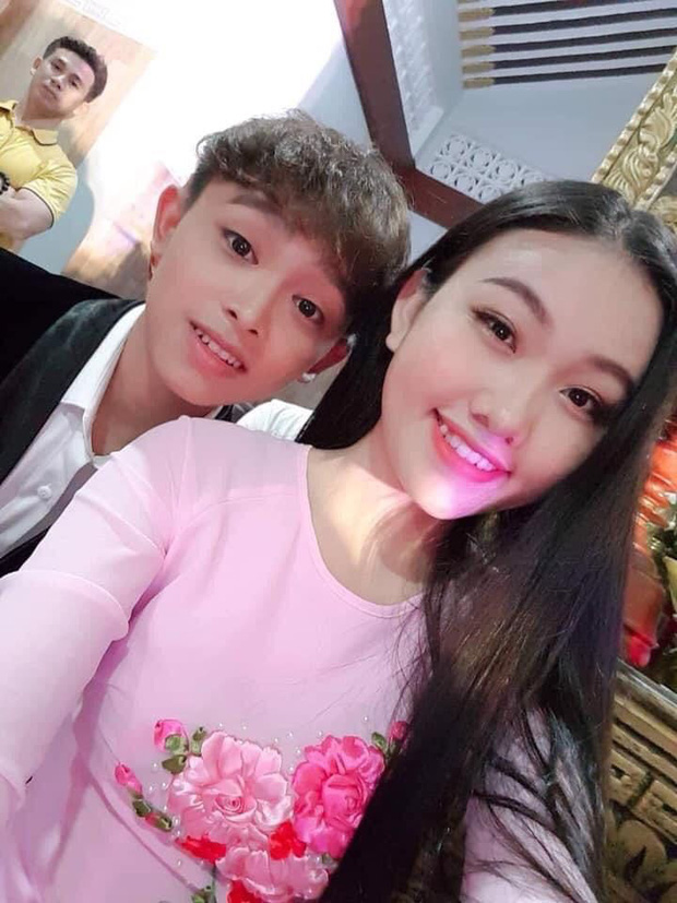 Tình trạng đáng lo của Hồ Văn Cường giữa ồn ào tiền cát xê, làm rõ sự việc Trang Trần 'ép cung' lúc nửa đêm? Tình trạng đáng lo của Hồ Văn Cường giữa ồn ào tiền cát xê, làm rõ sự việc Trang Trần 'ép cung' lúc nửa đêm?