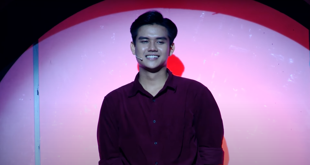 Từ chối anh chàng diễn viên vì 'hứng thú' với người khác, nữ chính bất ngờ 'quay xe' khiến tất cả hốt hoảng - 1 Từ chối anh chàng diễn viên vì 'hứng thú' với người khác, nữ chính bất ngờ 'quay xe' khiến tất cả hốt hoảng - 1