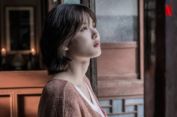 5 mỹ nhân Hàn dính lời nguyền 'bom xịt': Kim Yoo Jung toàn chọn sai kịch bản, Park Min Young thất bại ê chề - 6 5 mỹ nhân Hàn dính lời nguyền 'bom xịt': Kim Yoo Jung toàn chọn sai kịch bản, Park Min Young thất bại ê chề - 6