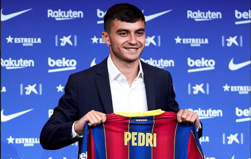 Barca ký hợp đồng không tưởng với ‘biểu tượng mới’ dưới thời Koeman Barca ký hợp đồng không tưởng với ‘biểu tượng mới’ dưới thời Koeman