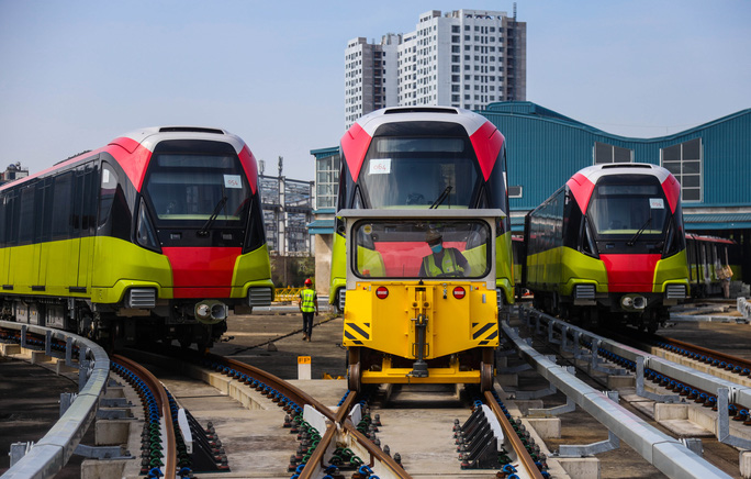 Cận cảnh 10 đoàn tàu tuyến Metro Nhổn - ga Hà Nội sẵn sàng chạy thử nghiệm - 1 Cận cảnh 10 đoàn tàu tuyến Metro Nhổn - ga Hà Nội sẵn sàng chạy thử nghiệm - 1