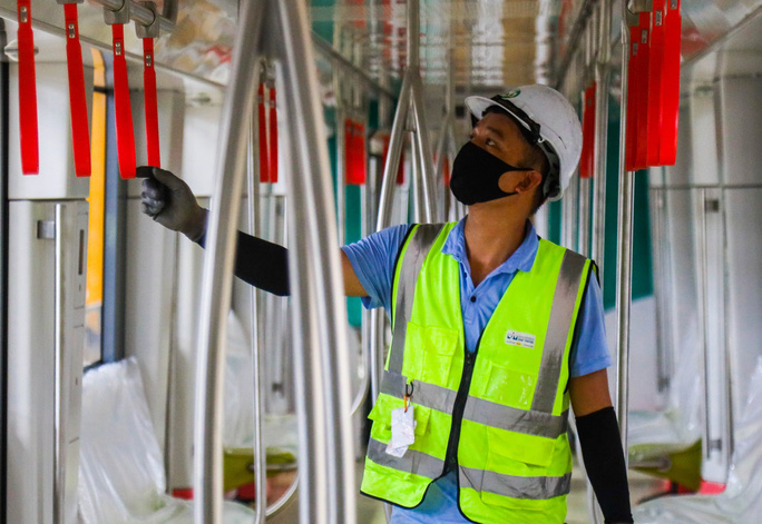 Cận cảnh 10 đoàn tàu tuyến Metro Nhổn - ga Hà Nội sẵn sàng chạy thử nghiệm - 5 Cận cảnh 10 đoàn tàu tuyến Metro Nhổn - ga Hà Nội sẵn sàng chạy thử nghiệm - 5