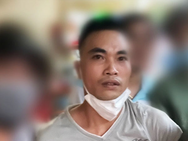 Bắt đối tượng giết bạn nghiện, cướp tài sản bỏ trốn về quê Bắt đối tượng giết bạn nghiện, cướp tài sản bỏ trốn về quê