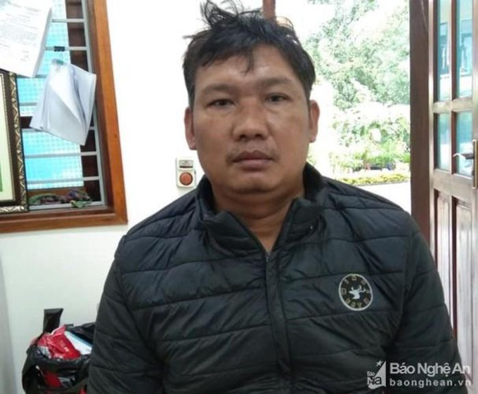 Túng quẫn vì không có tiền trả nợ, đối tượng tìm cách bán con gái sang Trung Quốc Túng quẫn vì không có tiền trả nợ, đối tượng tìm cách bán con gái sang Trung Quốc