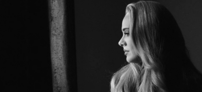 'Xỉu lên xỉu xuống' với ca khúc mới của Adele: Nhạc hay, MV đẹp nhưng dân tình không thích bằng Hello? - 2 'Xỉu lên xỉu xuống' với ca khúc mới của Adele: Nhạc hay, MV đẹp nhưng dân tình không thích bằng Hello? - 2