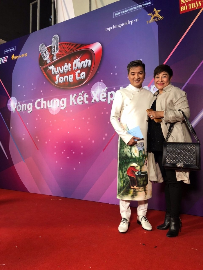Bầu show tại Mỹ nộp đơn ly hôn Đàm Vĩnh Hưng sau hơn 10 năm gắn bó Bầu show tại Mỹ nộp đơn ly hôn Đàm Vĩnh Hưng sau hơn 10 năm gắn bó