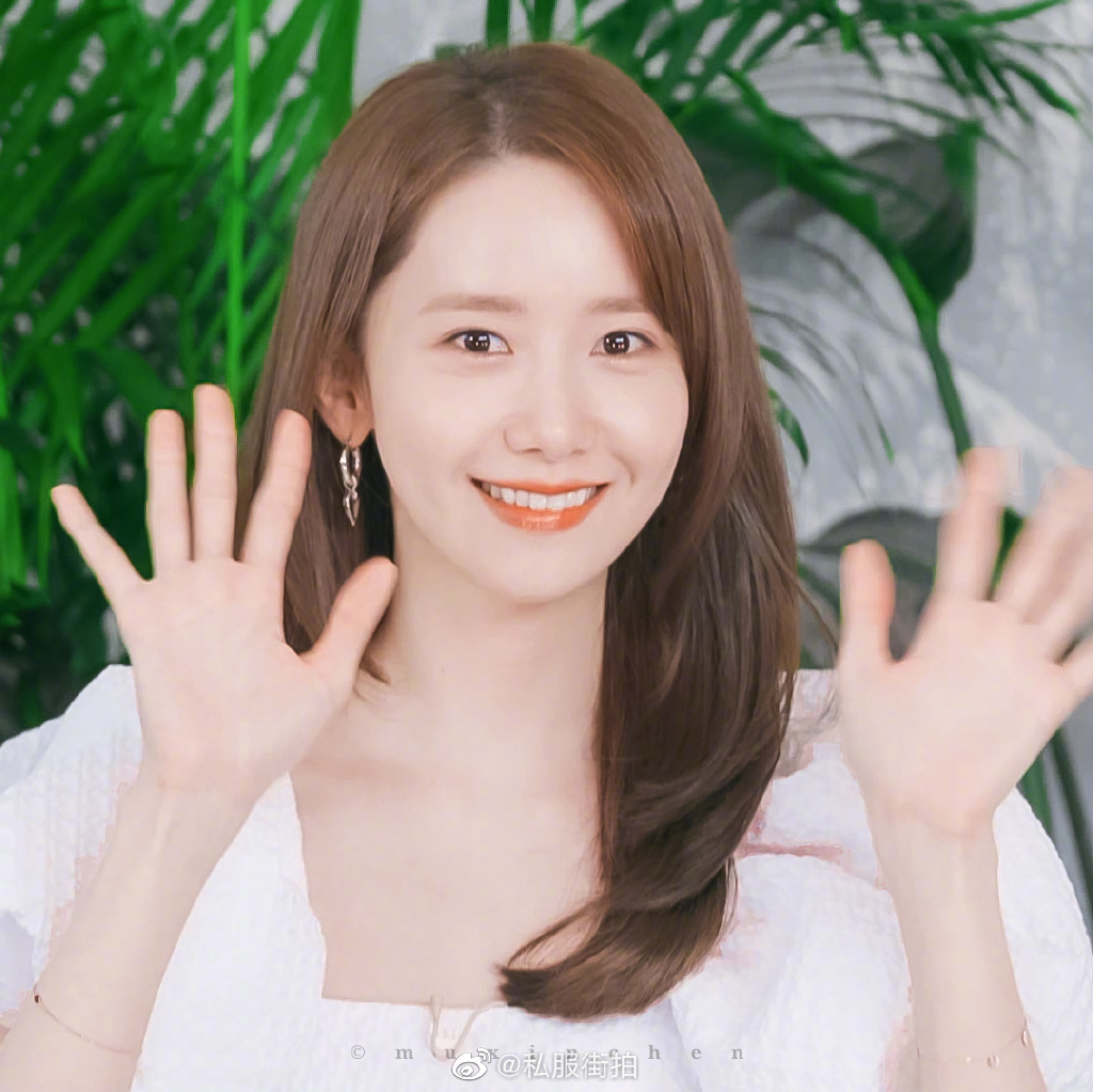 Yoona có 5 chiêu ngừa lão hóa cực đỉnh, nhất là tips chọn serum theo độ tuổi ít người biết Yoona có 5 chiêu ngừa lão hóa cực đỉnh, nhất là tips chọn serum theo độ tuổi ít người biết