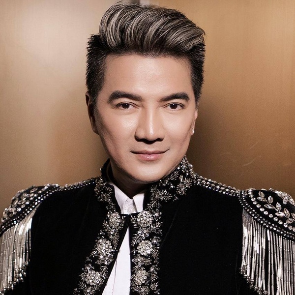 Trước khi lộ chuyện kết hôn với bầu show, người bạn thân ở Mỹ kể Đàm Vĩnh Hưng yêu ca sĩ hạng A - 1 Trước khi lộ chuyện kết hôn với bầu show, người bạn thân ở Mỹ kể Đàm Vĩnh Hưng yêu ca sĩ hạng A - 1