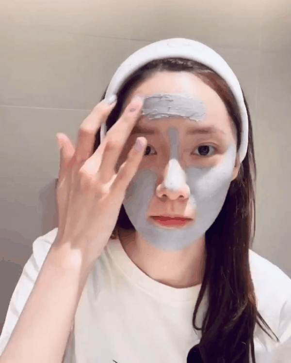 Yoona có 5 chiêu ngừa lão hóa cực đỉnh, nhất là tips chọn serum theo độ tuổi ít người biết - 5 Yoona có 5 chiêu ngừa lão hóa cực đỉnh, nhất là tips chọn serum theo độ tuổi ít người biết - 5