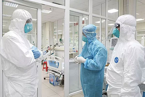 Sáng 16/10: Chỉ còn hơn 3.800 ca COVID-19 nặng; Italy trao tặng Việt Nam thêm hơn 2 triệu liều vaccine AstraZeneca Sáng 16/10: Chỉ còn hơn 3.800 ca COVID-19 nặng; Italy trao tặng Việt Nam thêm hơn 2 triệu liều vaccine AstraZeneca