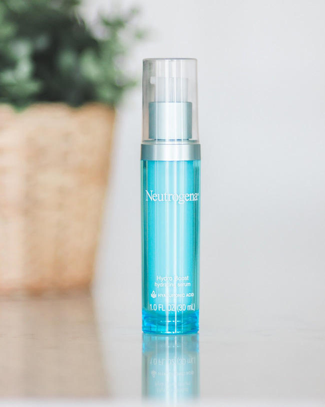 5 lọ serum đa năng hợp túi tiền: Đỉnh từ cấp ẩm đến chống lão hóa, mua tự thưởng 20/10 thôi chị em! 5 lọ serum đa năng hợp túi tiền: Đỉnh từ cấp ẩm đến chống lão hóa, mua tự thưởng 20/10 thôi chị em!
