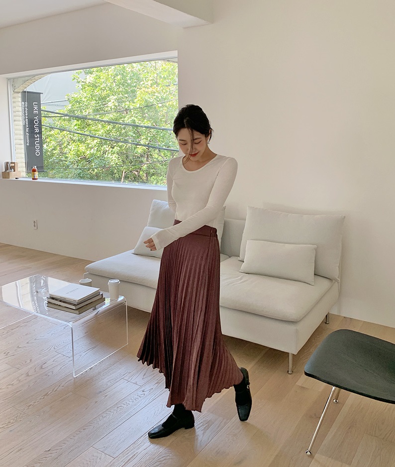 Trùm diện chân váy xếp ly đẹp chính là Công nương Diana, bà có 2 cách mix 'để đời' dành cho phái đẹp - 12 Trùm diện chân váy xếp ly đẹp chính là Công nương Diana, bà có 2 cách mix 'để đời' dành cho phái đẹp - 12