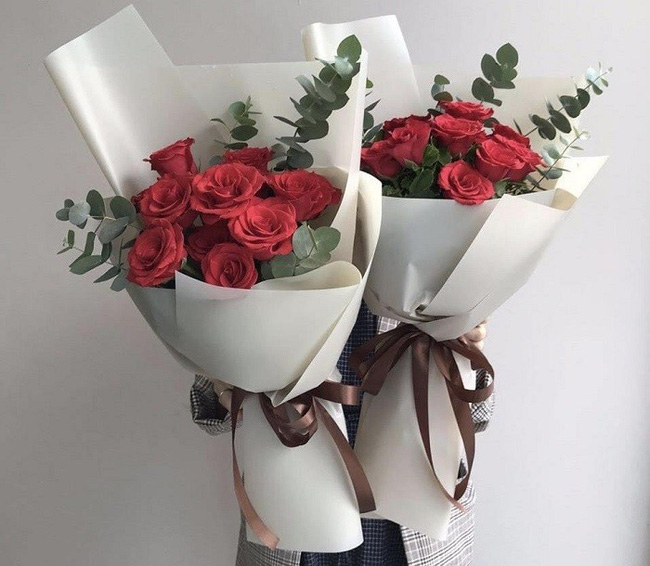 Bó hoa 20/10 đầy tội lỗi và câu chuyện hối hận suốt cuộc đời: 12 giờ đêm còn vùng vằng giận dỗi để bạn trai chạy đi mua hoa và thảm họa kinh hoàng! - 1 Bó hoa 20/10 đầy tội lỗi và câu chuyện hối hận suốt cuộc đời: 12 giờ đêm còn vùng vằng giận dỗi để bạn trai chạy đi mua hoa và thảm họa kinh hoàng! - 1