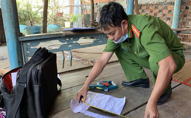 Yên Bái: Ba bố con hỗn chiến dẫn đến nhập viện Yên Bái: Ba bố con hỗn chiến dẫn đến nhập viện