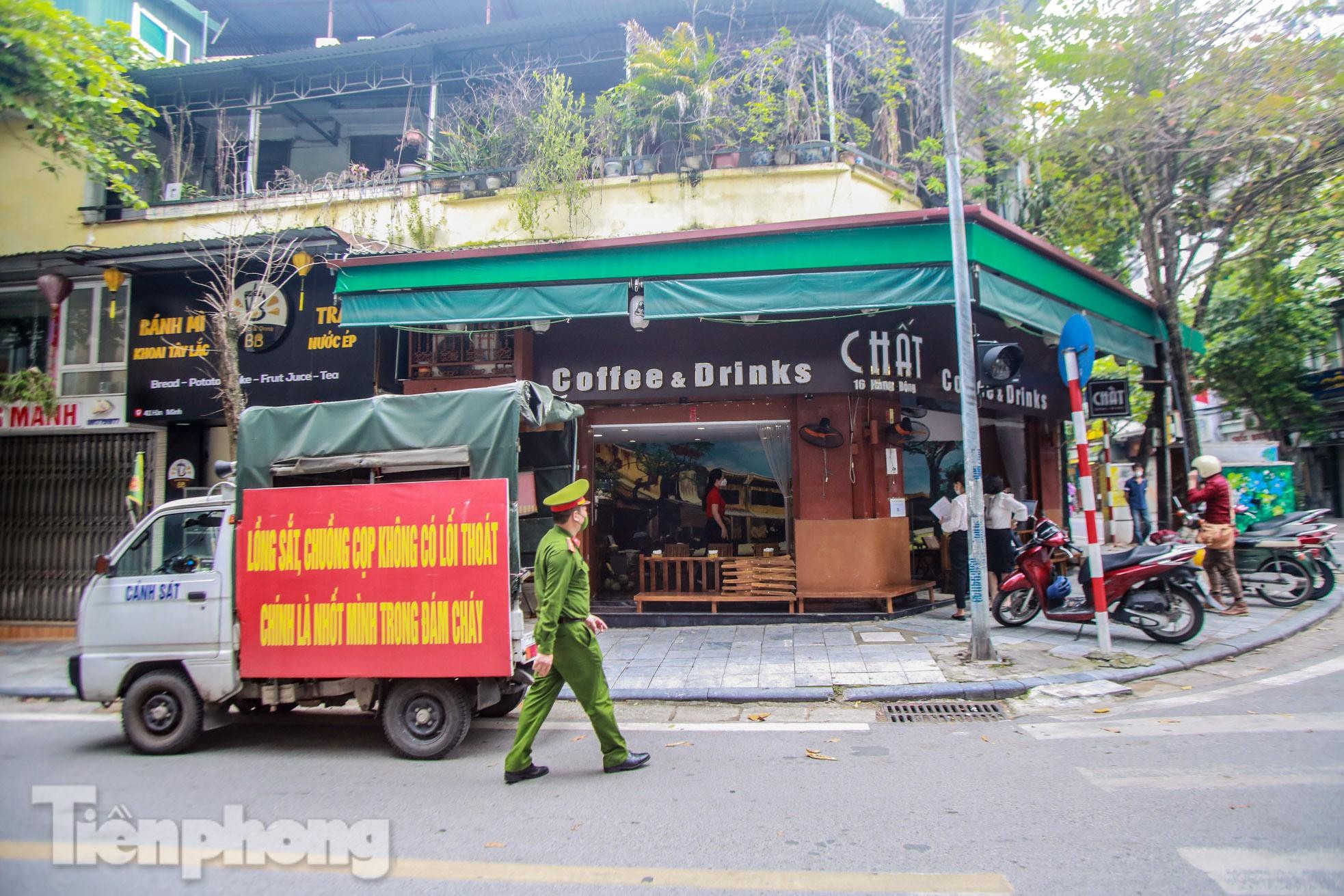 Hà Nội xử phạt cơ sở kinh doanh chưa thực hiện quy định quét mã QR - 18 Hà Nội xử phạt cơ sở kinh doanh chưa thực hiện quy định quét mã QR - 18